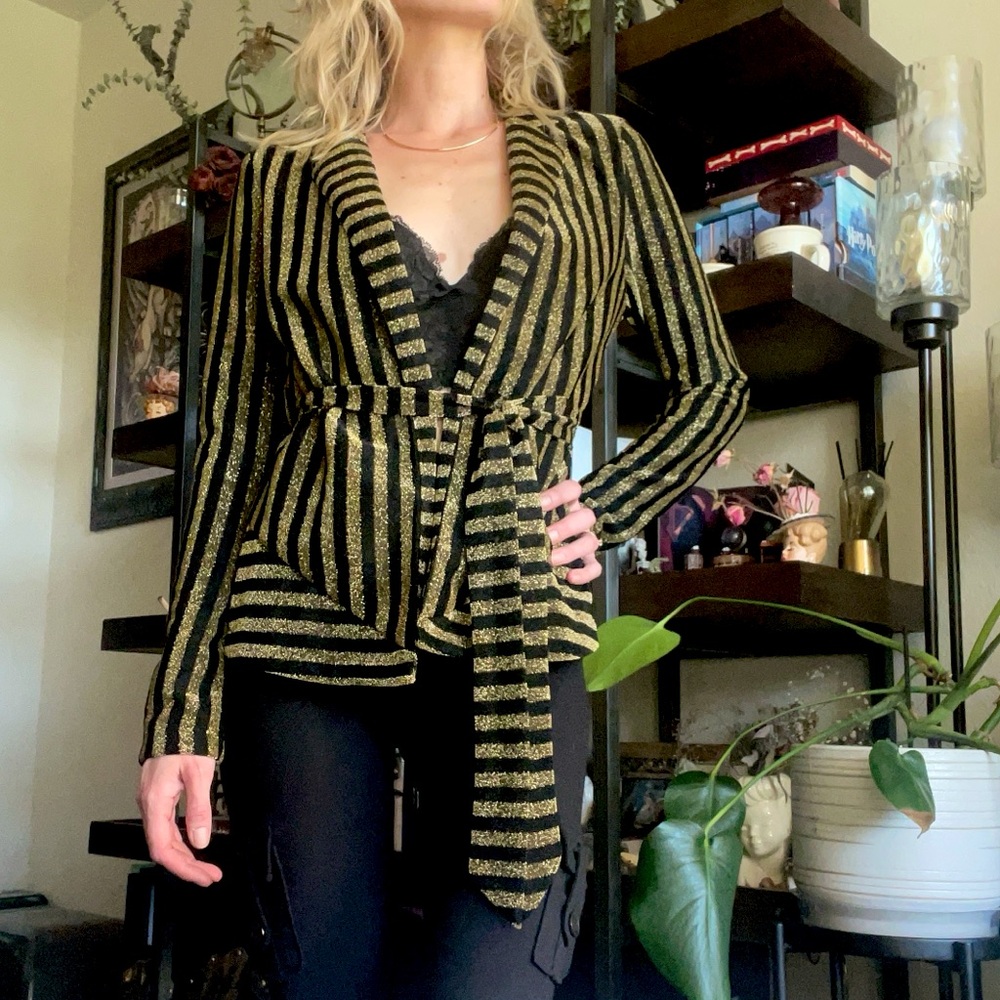 PrettyLittleThing black & gold striped blazer | sz 4 (small)